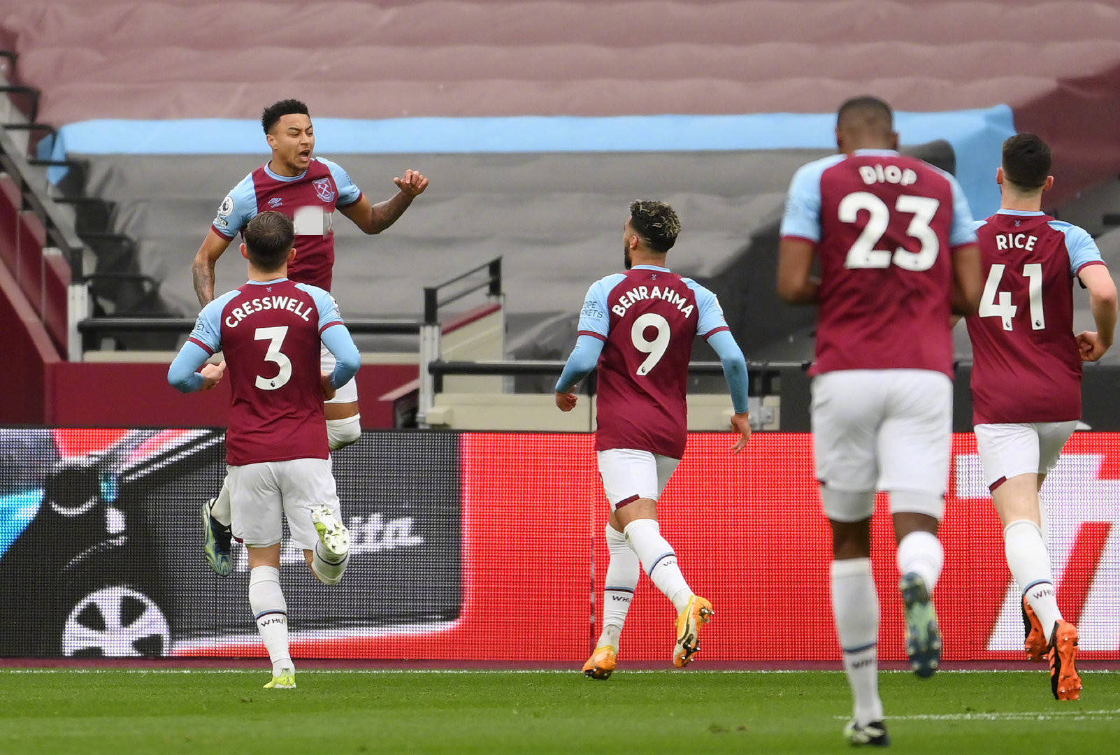 场比赛中 场比赛中